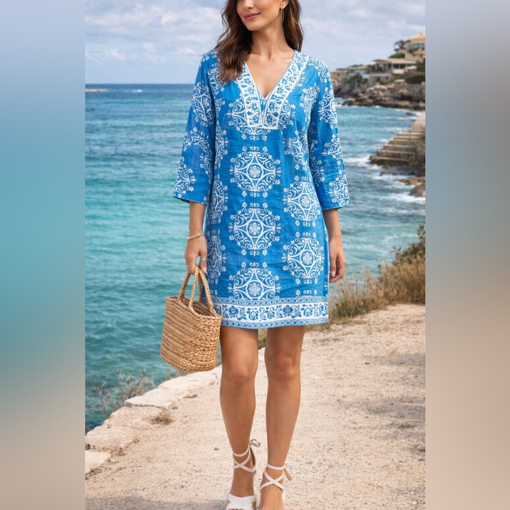 Ann Taylor Factory Blue and White Medallion V-Neck Midi Dress